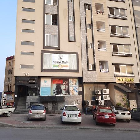 Pine Apartments Civic Center Bahria Town Islamabad Rawalpindi Exterior photo