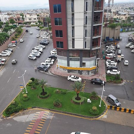 Pine Apartments Civic Center Bahria Town Islamabad Rawalpindi Exterior photo